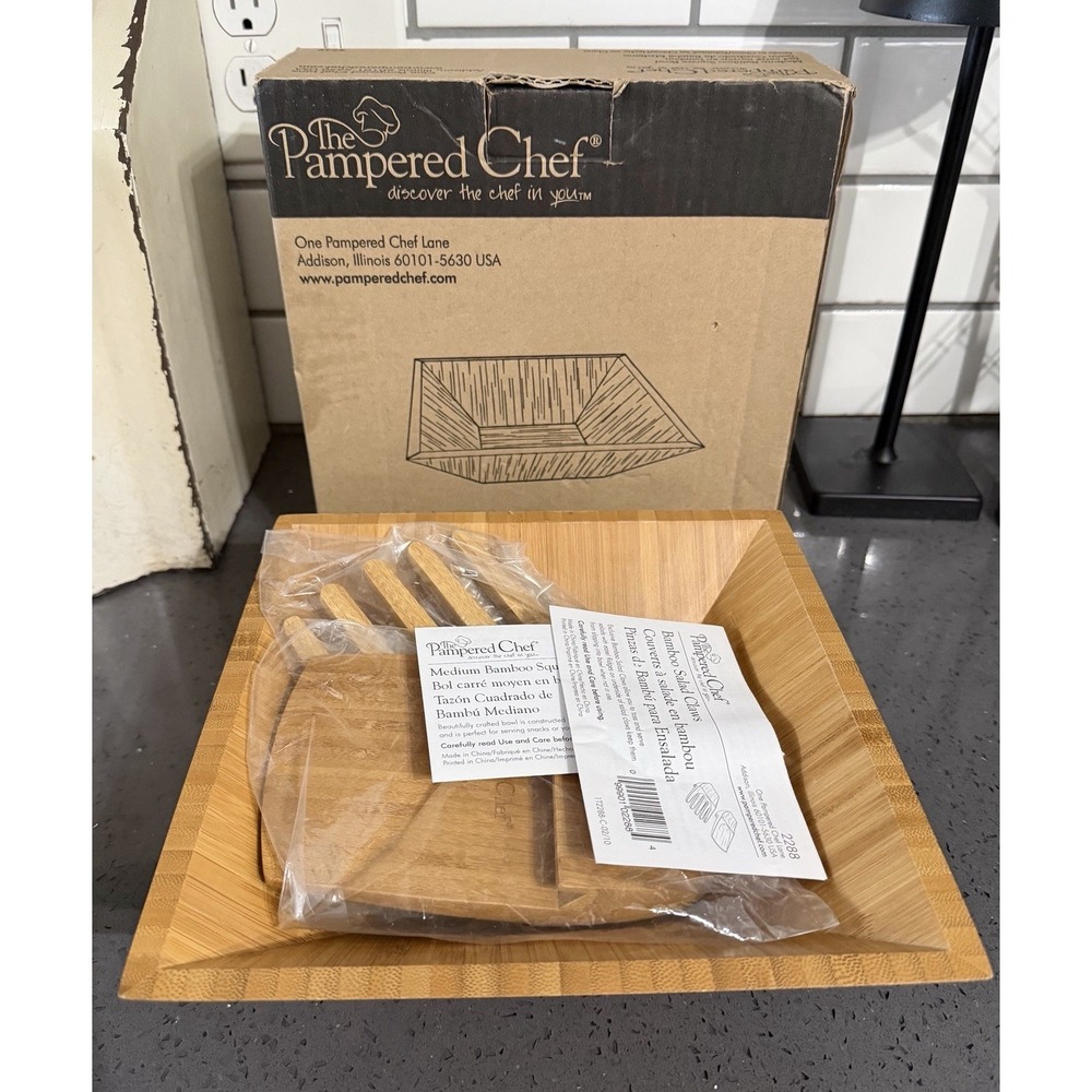 NEW Pampered Chef Bamboo Square Salad Serving Bowl & Claw Tongs, #2254 and #2288